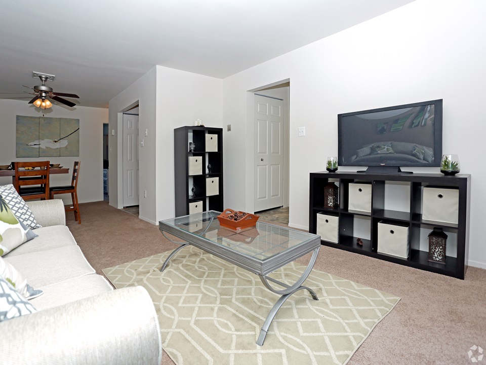 Peachtree Apartments Apartments in Clinton Township, MI